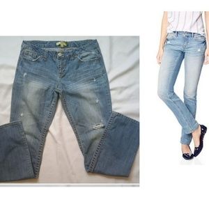 Aeropostale skinny leg distressed jeans